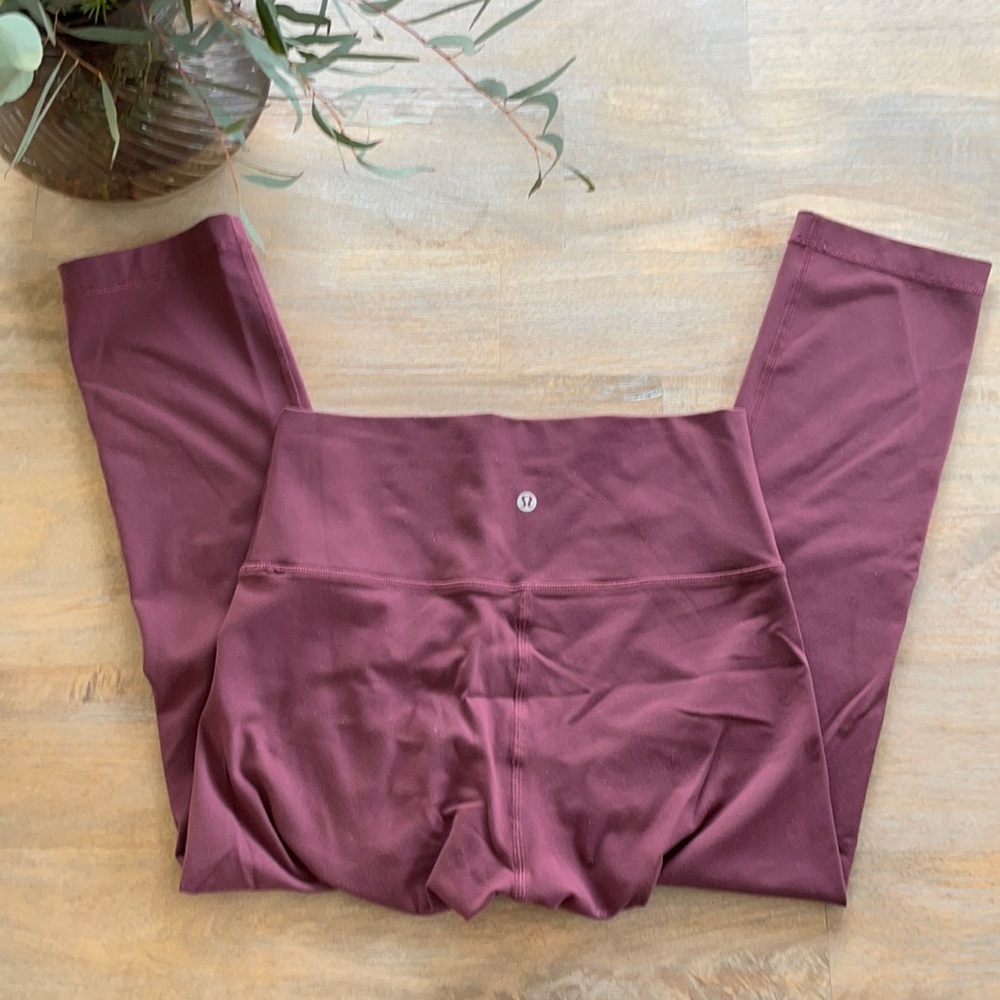 Lululemon Wunder Under Crop Leggings size 8